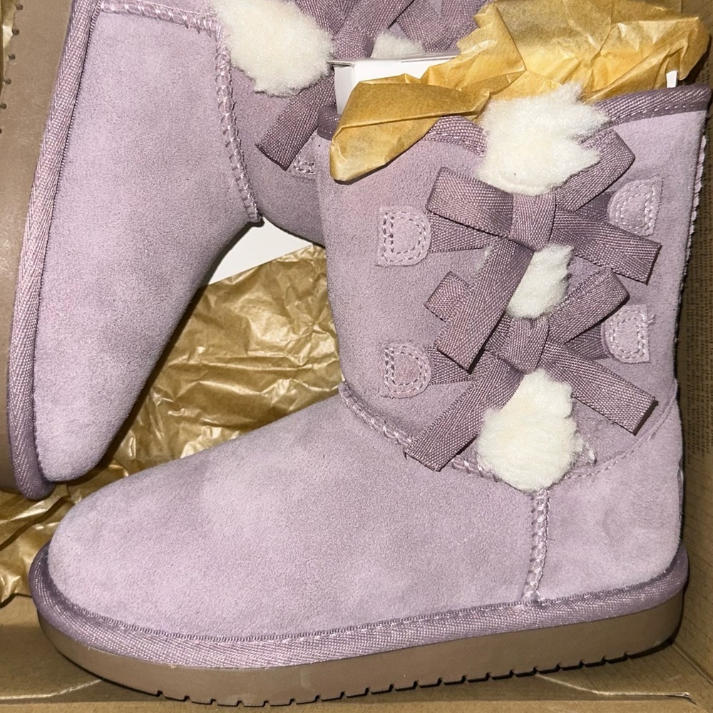 Kookaburra by uggs K VICTORIA SHORT boots size 12 kids brand new